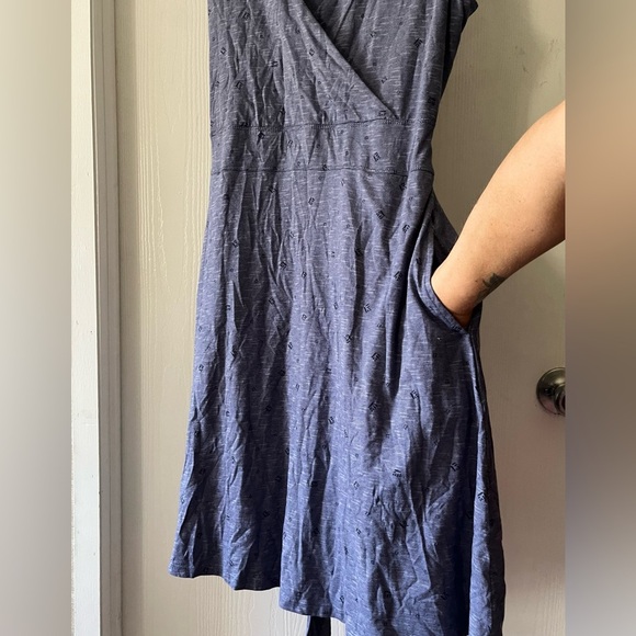 Toad&Co Asymmetrical Navy Wrap Dress - Picture 4 of 8